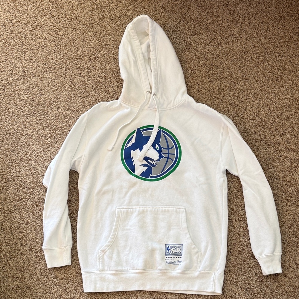 White Mens MN Timberwolves Hoodie